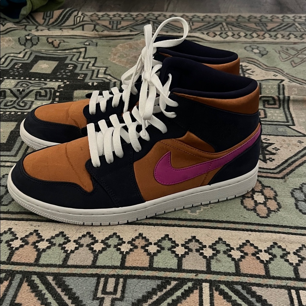 Rare Air Jordan 1 Obsidian unreleased color way
